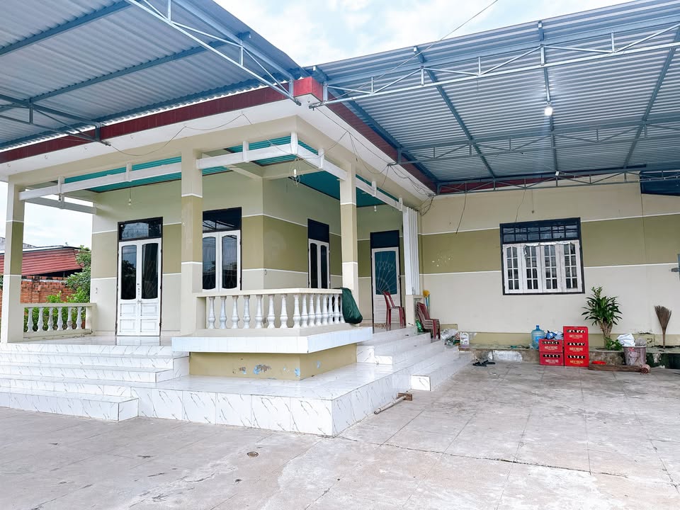 Nhà và lô đất thổ cư Ninh Sơn 608m² giá 1.8 tỷ - Sẵn sàng vào ở!