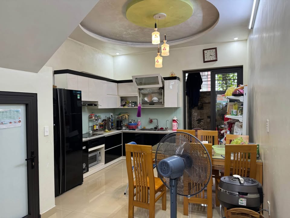 Nhà 3 tầng 162 Trung Lực, Đằng Lâm, Hải Phòng 70m² giá 4.6 tỷ - Ô tô vào nhà, chính chủ!