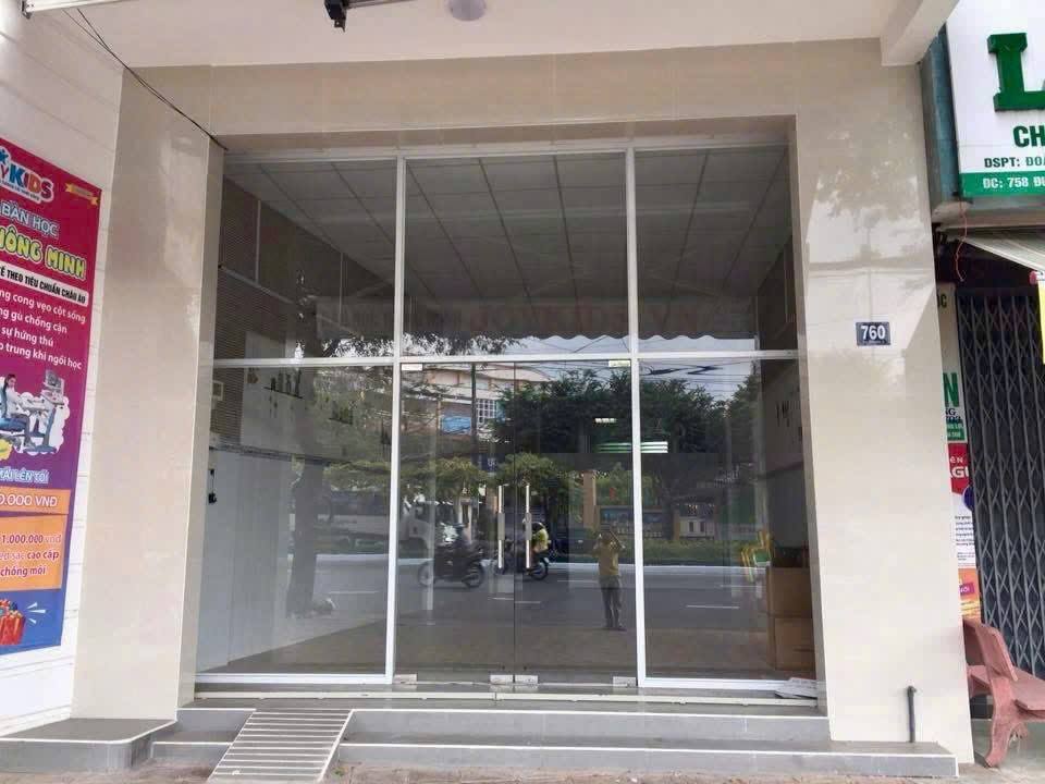 Nhà mặt tiền đường 30/4, Tân An, Cần Thơ 120m² giá 10 triệu - Kinh doanh thuận lợi!