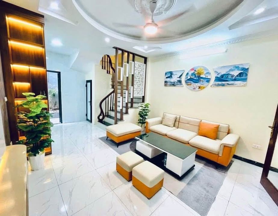 Nhà riêng Cầu Giấy 34m² giá 7 tỷ - Thiết kế hiện đại, full đồ