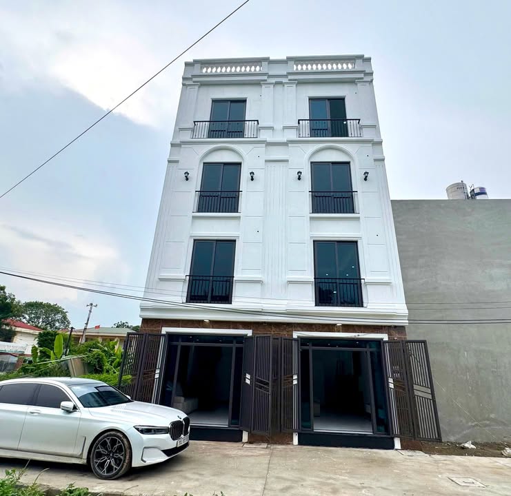 Nhà 4 tầng Thụy Hương, Chương Mỹ 31m² giá 3,4 tỷ - Full nội thất sang trọng!