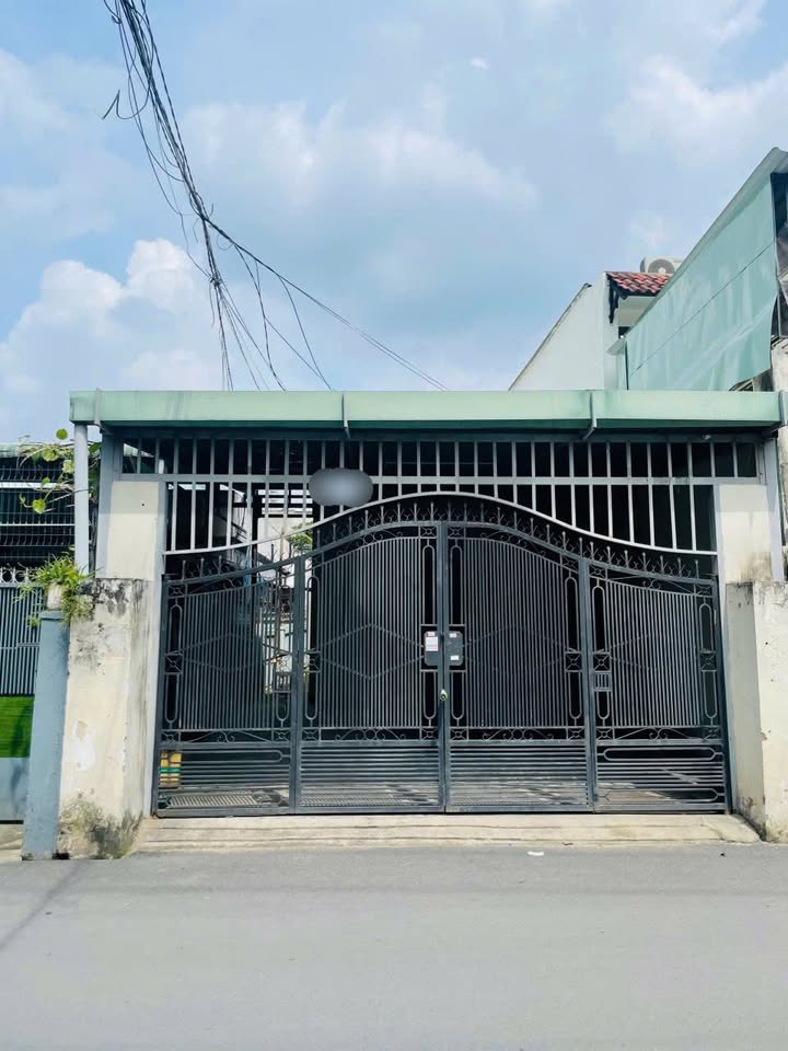 Nhà cho thuê mặt tiền đường Số, Trường Thọ, Thủ Đức 110m² - Thích hợp kinh doanh online!