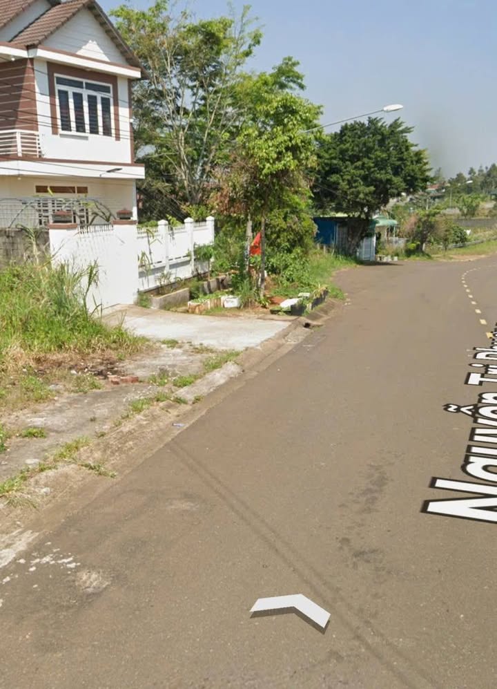 Đất mặt tiền đường Nguyễn Tri Phương, Bảo Lộc 131m² giá 3.3 tỷ - Thương lượng nhẹ