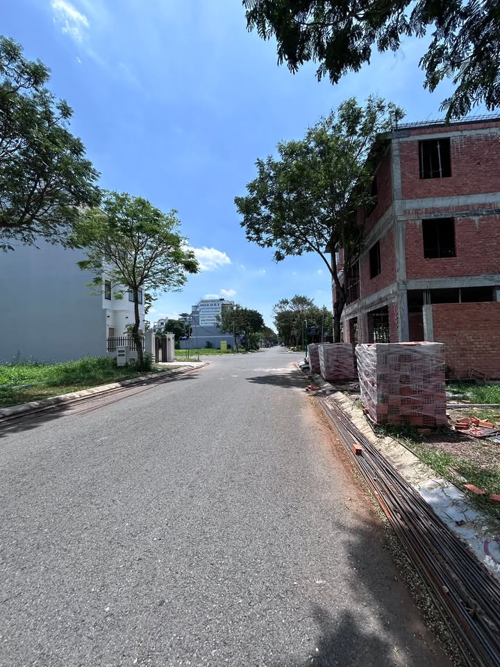 Nhà đẹp Khu đô thị 5 Sao, Phước Lý, 99m² giá 5.5 tỷ - Thiết kế sang trọng, vào ở ngay!