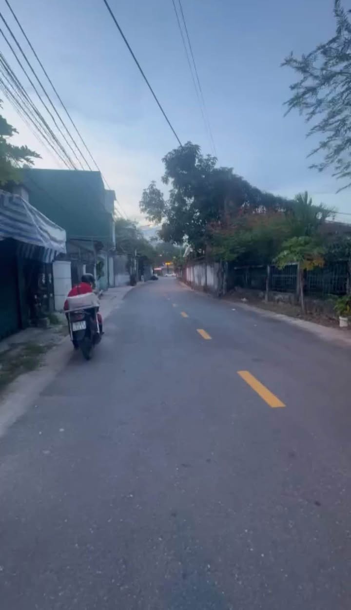 Đất nền Quảng Ngãi 106m² giá 2.6 tỷ - Vị trí vàng 2 mặt tiền!