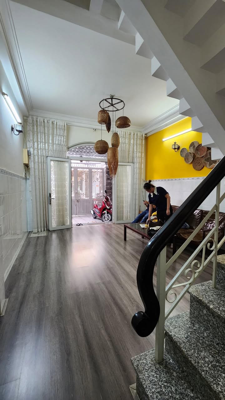 Nhà hẻm xe hơi Võ Văn Tần, Quận 3 - 48m² giá 26 triệu/tháng - Phù hợp làm văn phòng, kho hàng