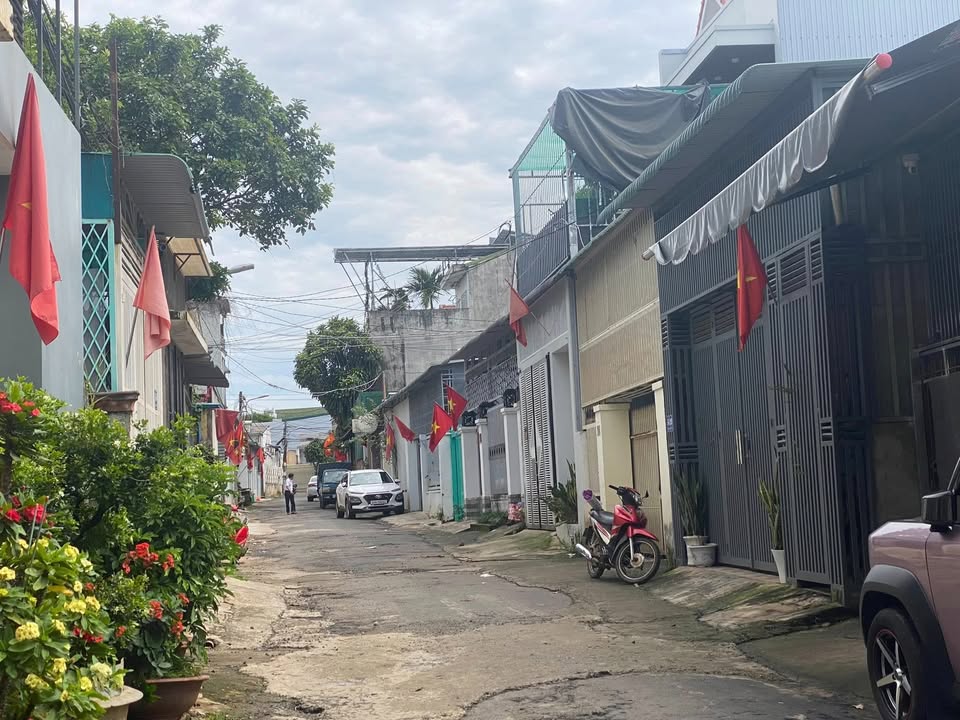 Nhà hẻm Lý Tự Trọng, Buôn Ma Thuột 279m² giá 8 tỷ - Dân cư an ninh, gần chợ