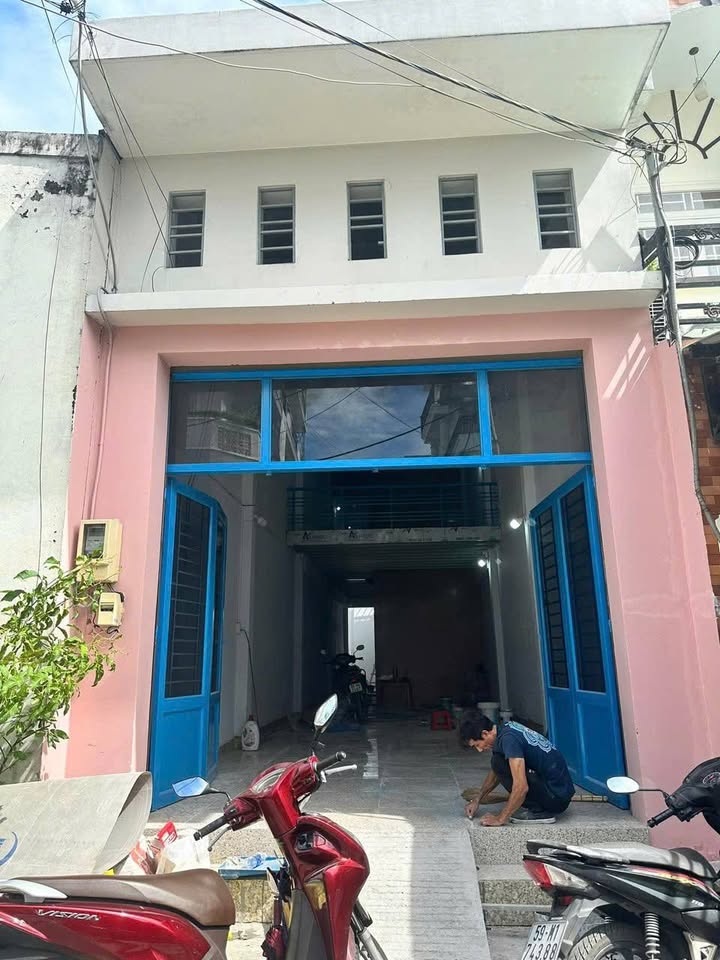 Nhà cho thuê hẻm 330 Quốc lộ 1A, 84m² giá 8 triệu - Thuận tiện cho xe tải!