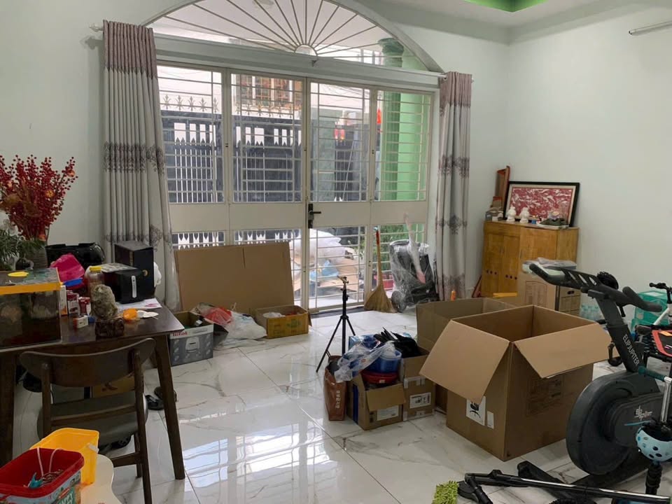 Nhà cho thuê phường Bình Trưng Tây 112m² giá 11 triệu - Hẻm xe hơi thông thoáng!