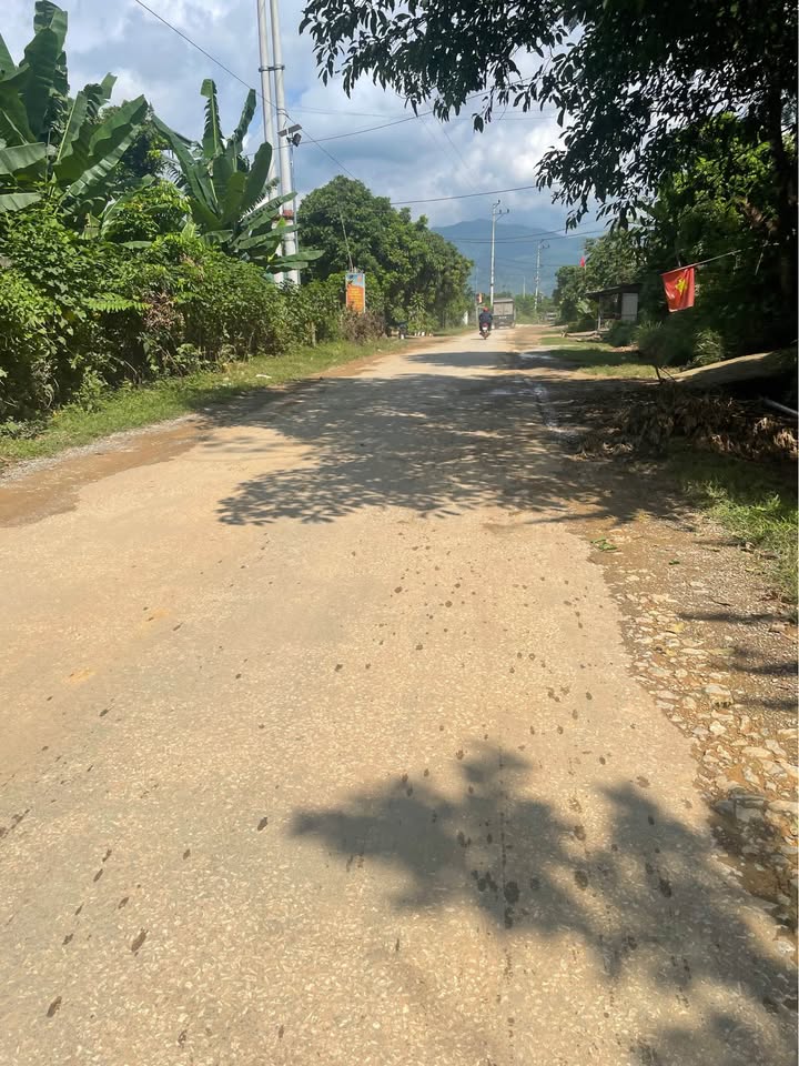 Nhà 2 tầng tại Nà Lò 2, xã Phù Yên - 150m² giá chỉ 650 triệu!