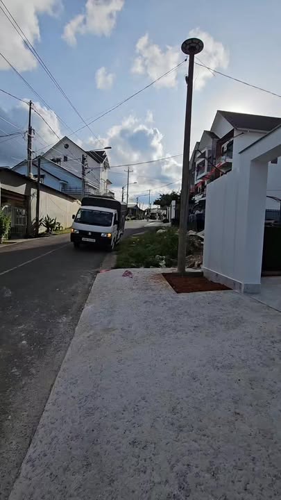 Nhà mặt tiền đường Nguyễn Hữu Cầu Đà Lạt 45m² giá 3.2 tỷ - Đầu tư sinh lời ngay!