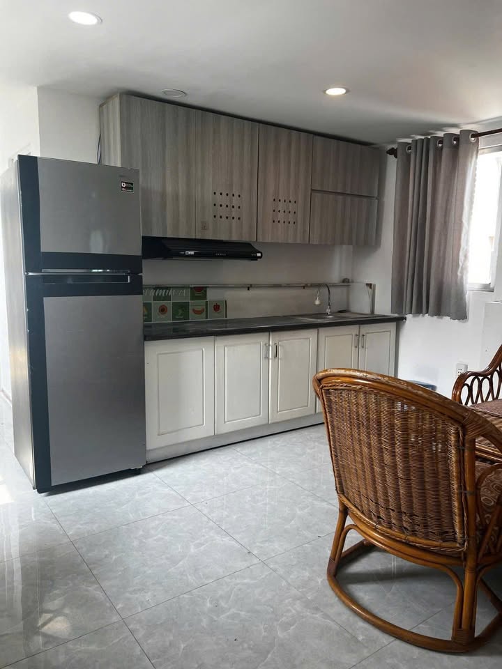 Căn hộ dịch vụ 2PN Hai Bà Trưng, Quận 3 giá 11.5 triệu - Không gian thoáng mát, tiện nghi!