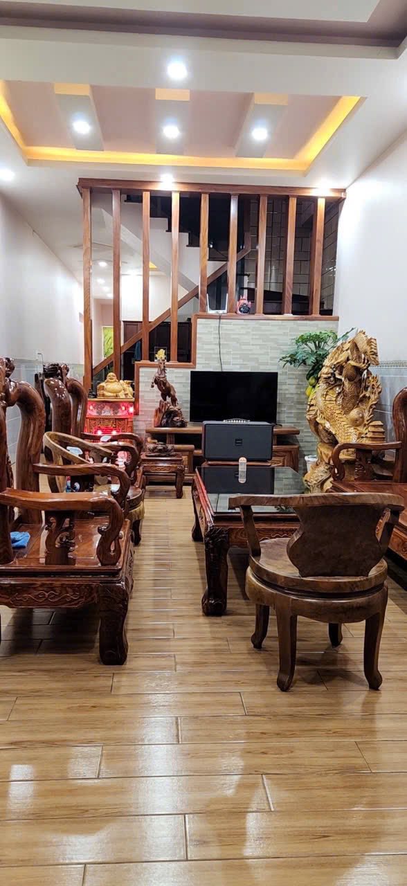 Nhà mặt tiền đường Lý Thái Tổ, Phước Thiền, 105m² giá 6 tỷ - Bán gấp do chủ ngân hàng!