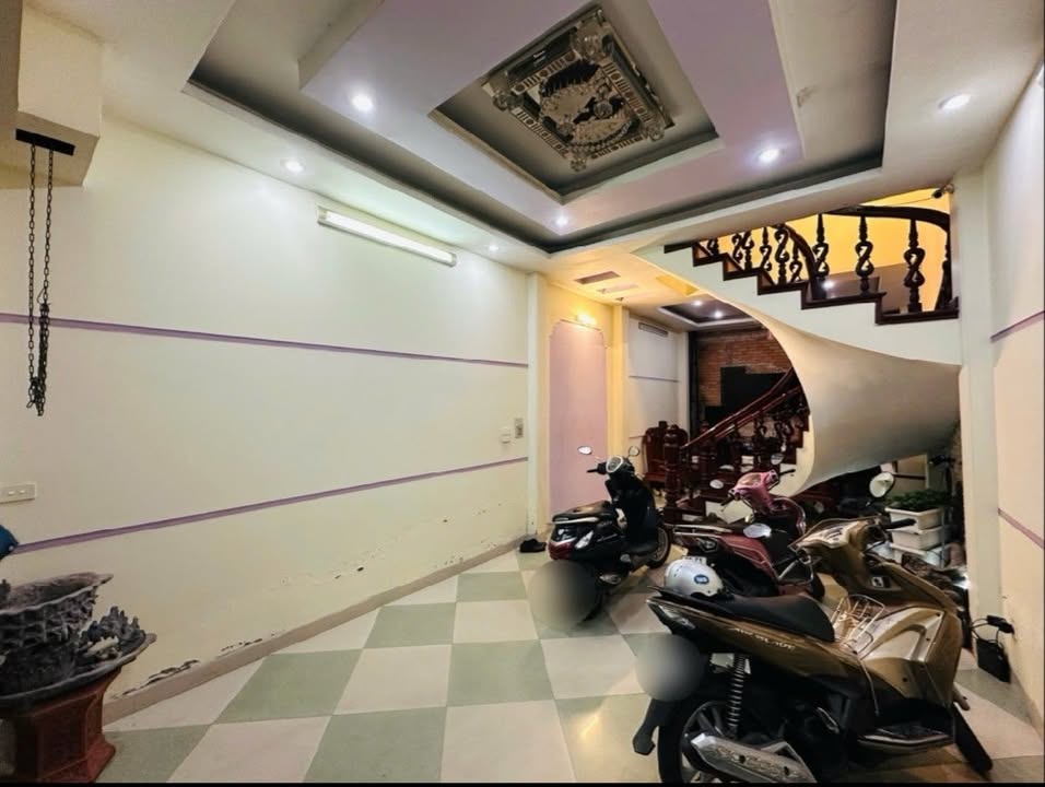 Nhà phố Phan Văn Trường 45m² giá 18 tỷ - Tổ ấm bình yên giữa lòng Hà Nội!