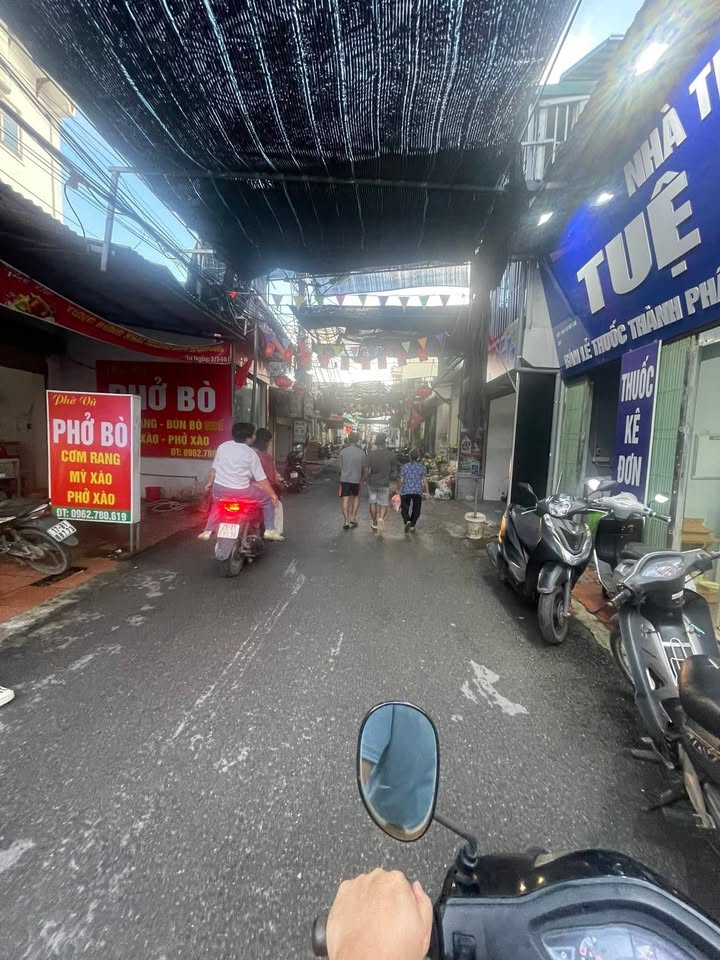 Mảnh đất vàng Tổ 14 Yên Hòa 35.2m² giá 2 tỷ - Vị trí kim cương không thể bỏ lỡ!