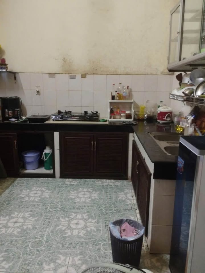 Nhà cho thuê phường Trần Phú, Quảng Ngãi 300m² - Giá 3.5 triệu/tháng, ưu tiên thuê lâu dài!