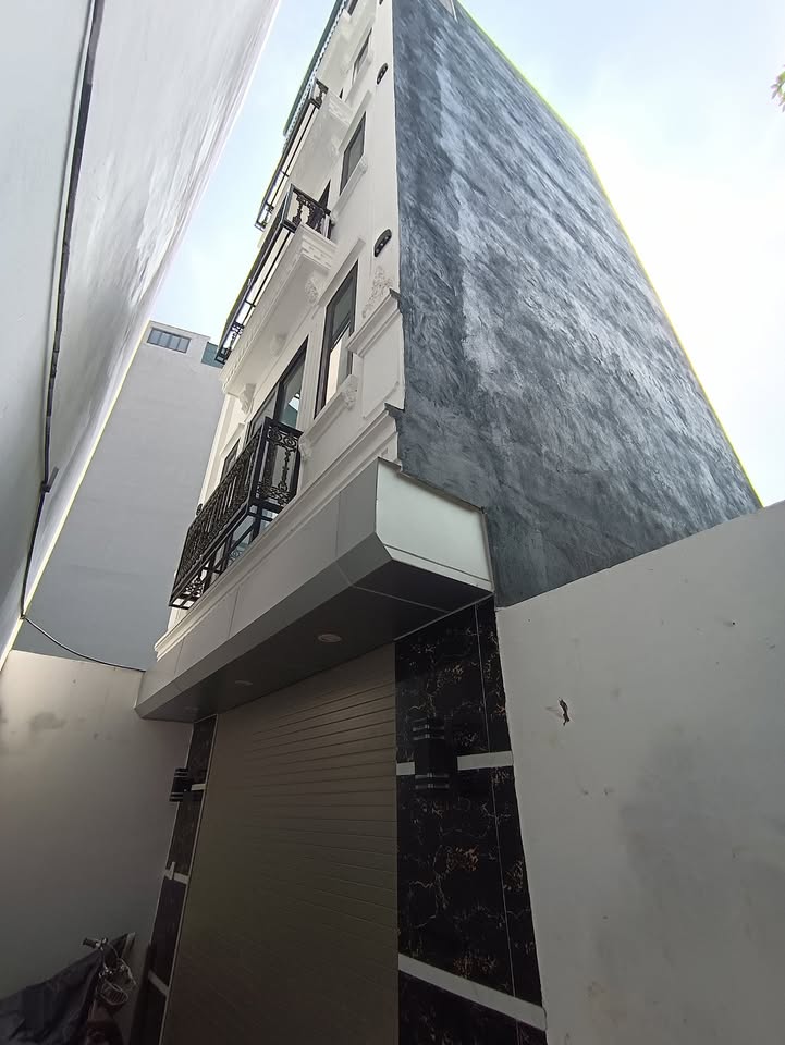 Nhà phố Phú Diễn 30m² giá 6 tỷ - Gần Hồ thoáng mát, ô tô đỗ cửa!