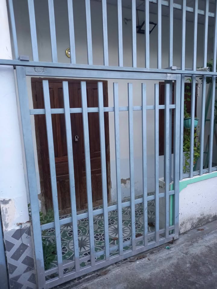 Nhà hẻm Hải Thượng Lãn Ông Phan Thiết 50m² giá 1.2 tỷ - Gần đường nhựa thuận tiện!