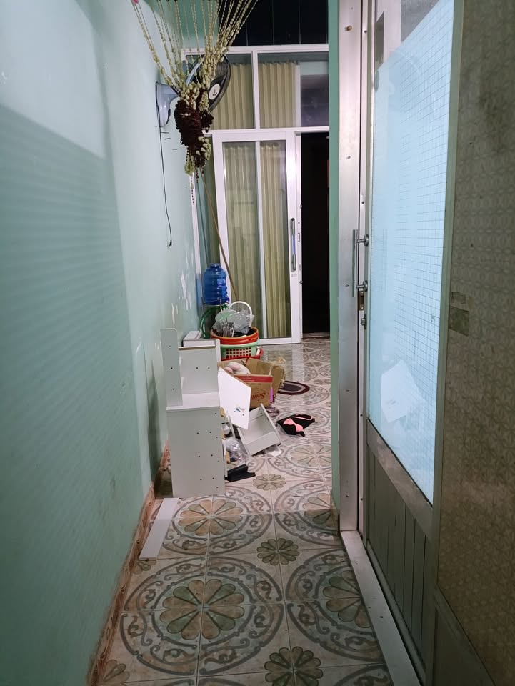 Nhà nguyên căn hẻm cạn Võ Mười, Quy Nhơn 60m² - Giá chỉ 4 triệu/tháng!