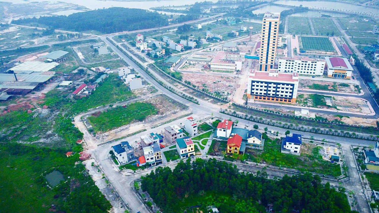 Đất đô thị Bắc Sông Trới Hạ Long 105m² giá chỉ 2 tỷ - Hướng Đông Bắc lô góc vườn hoa!