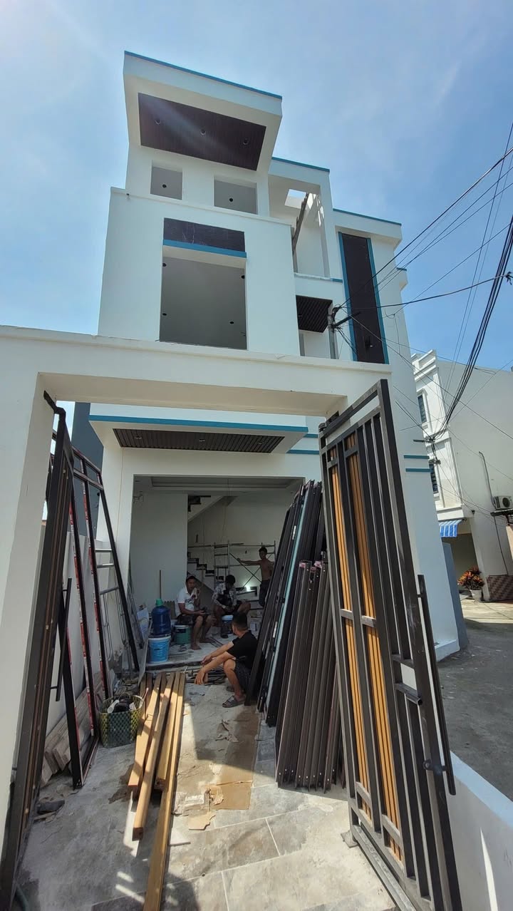 Nhà 3 tầng hiện đại tại Đồng Hoà Kiến An 50m² giá 2.6 tỷ - Chính chủ bán gấp!