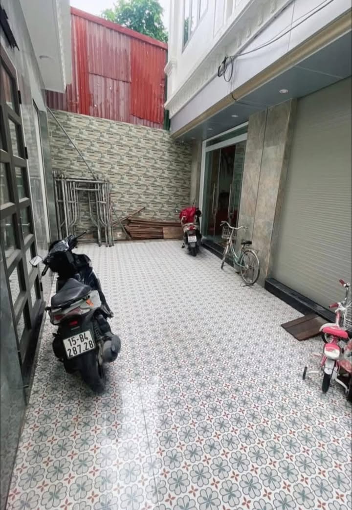 Nhà đẹp tại ngõ Hồ Sen, Lê Chân, Hải Phòng - 50m² giá 4.15 tỷ - Sẵn sàng vào ở!