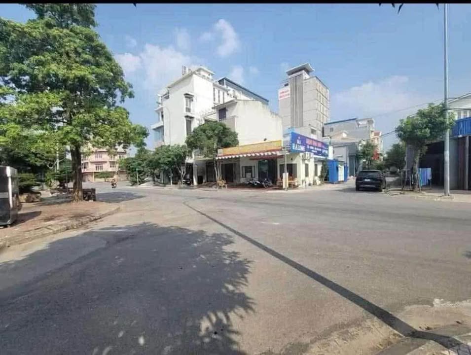 Đất mặt đường Trần Thị Dung, phường Lộc Vượng, 96m² giá 4.599 tỷ - Phong thủy tốt, không lỗi!