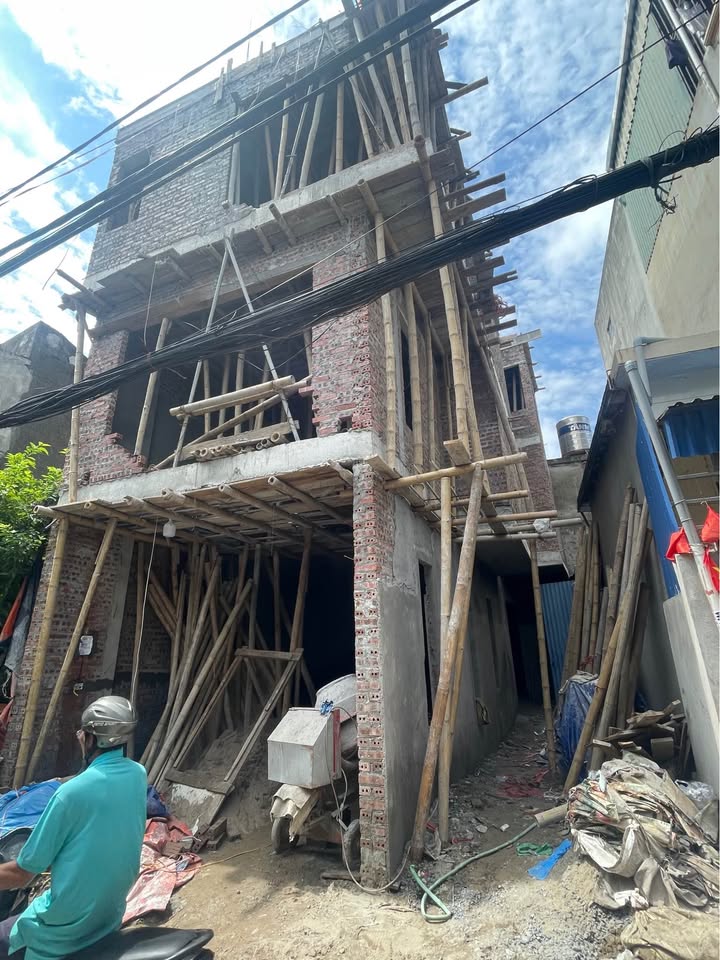 Nhà liền kề Trần Huy Liệu 41m² giá thỏa thuận - Sổ đỏ chính chủ!