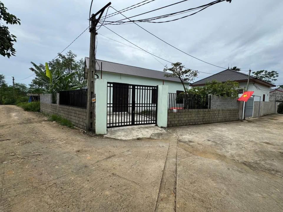 Đất nền Phú Cát Quốc Oai 138m² giá 1.2 tỷ - Lô góc khang trang sẵn nhà