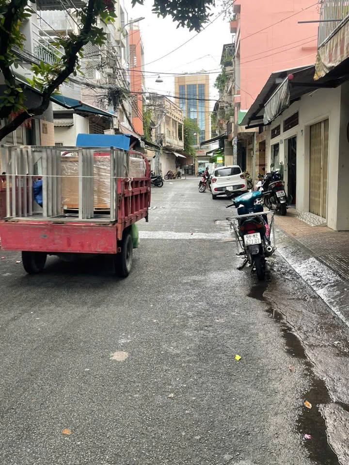 Nhà mặt tiền tại Minh Phụng, Quận 11, 55m² giá 12 triệu - Thích hợp cho kinh doanh