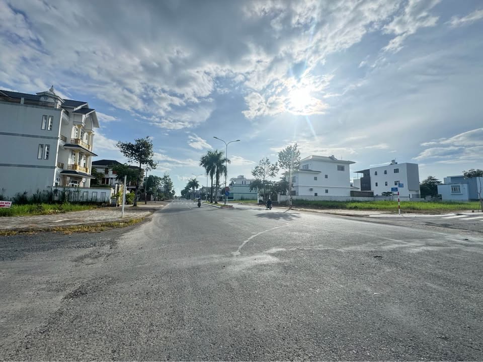 Đất nền mặt tiền Tạ Uyên, Cà Mau 120m² giá chỉ 1 tỷ - Đầu tư sinh lời cao!