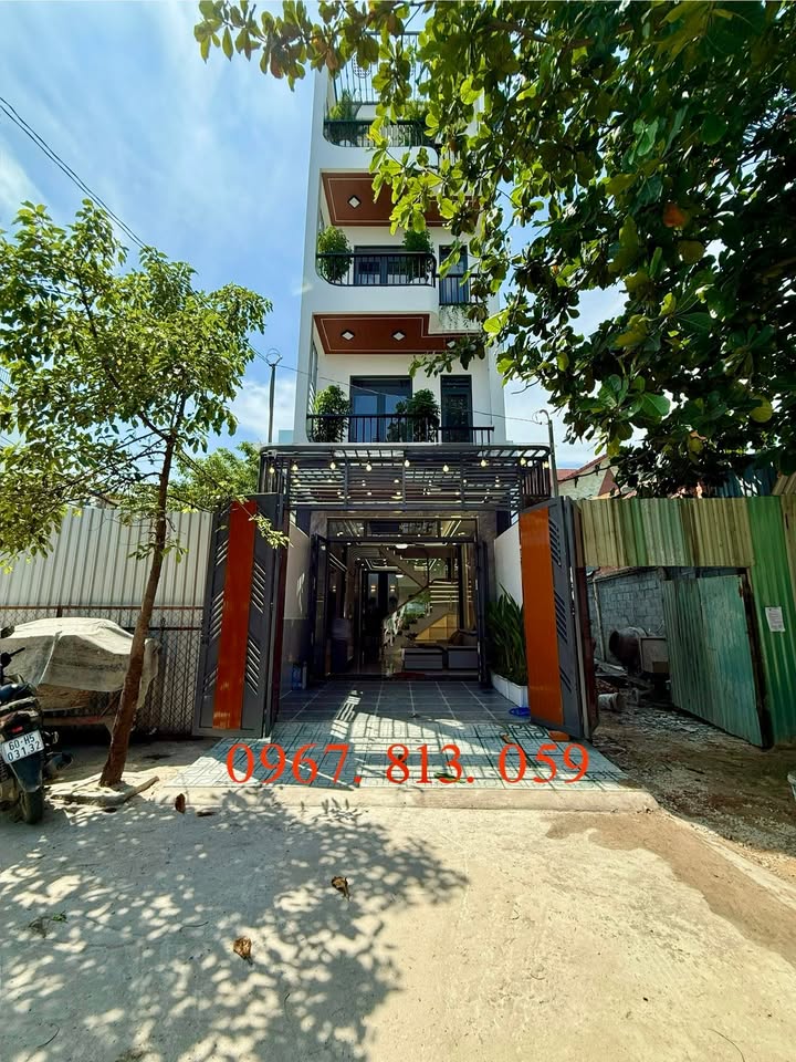 Nhà phố Lâm Thị Hố, Q12, 64m² giá 6.68 tỷ - Ô tô vào tận nơi!