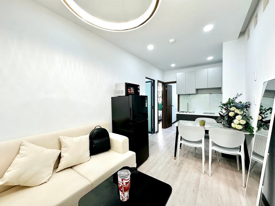 Căn hộ 2 phòng ngủ đường Nguyễn Khuyến Bình Thạnh - Thiết kế hiện đại, full nội thất!