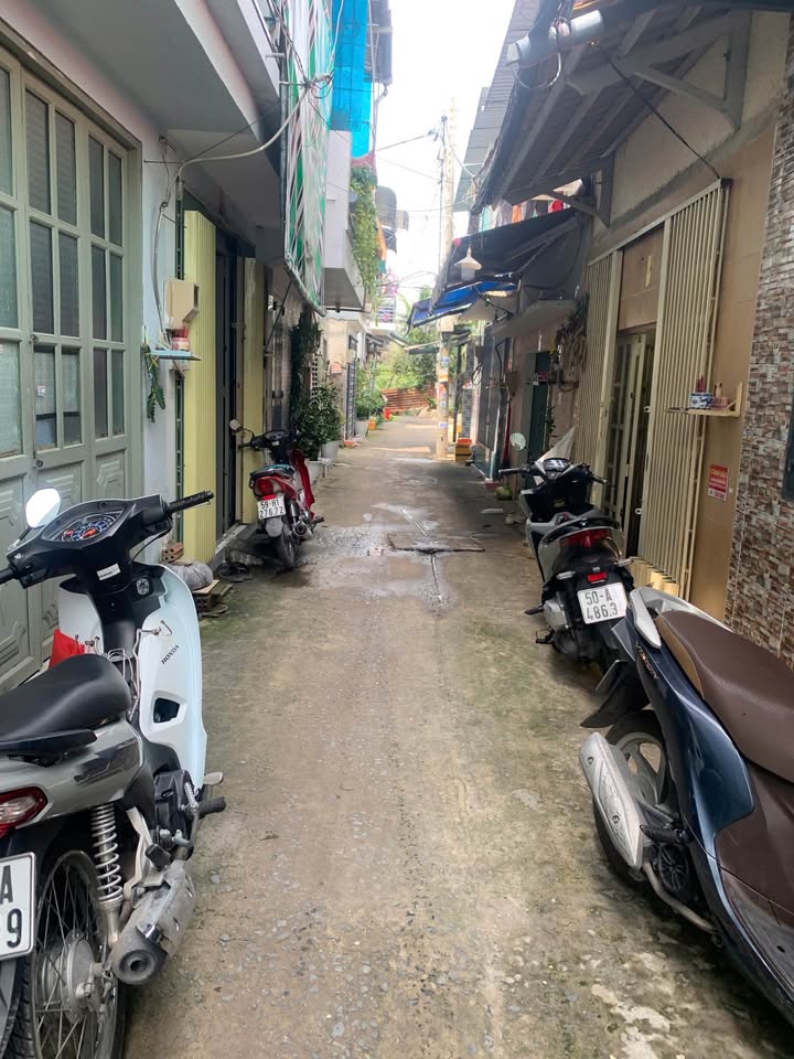 Nhà bán Hẻm Hương Quê, Bình Hưng, Bình Chánh 20m² giá 1.2 tỷ - Thương lượng ngay với chủ