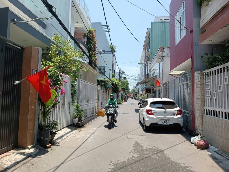 Đất kiệt ô tô đỗ Nguyễn Tri Phương 38.4m² giá 3.85 tỷ - Sổ hồng chính chủ, thương lượng