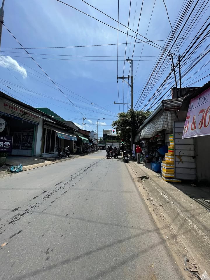 Đất Farm Phú Xuân Tân Phú 1500m² giá 2.9 tỷ - Sổ hồng chính chủ, sẵn sàng giao dịch!