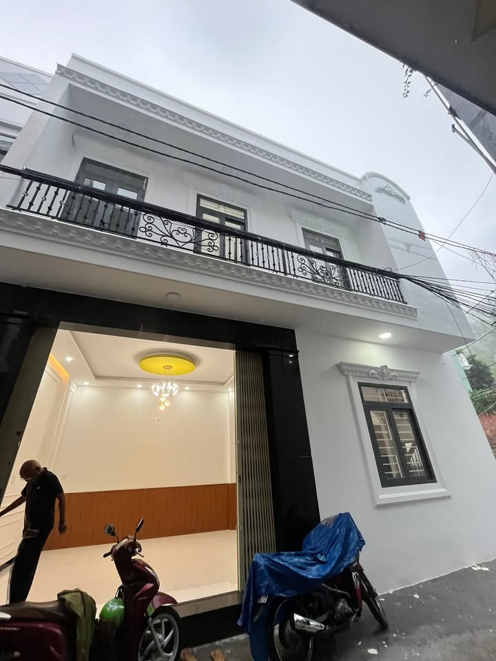 Nhà 2 tầng nội bộ ô tô Chế Lan Viên - Quy Nhơn 41m² giá 2 tỷ - Chính chủ bán gấp!