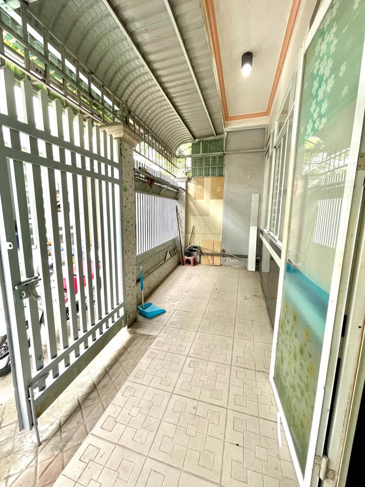 Nhà cho thuê hẻm 137 Hoàng Văn Thụ, 54m² giá 7.5 triệu - Kinh doanh và an cư lý tưởng!