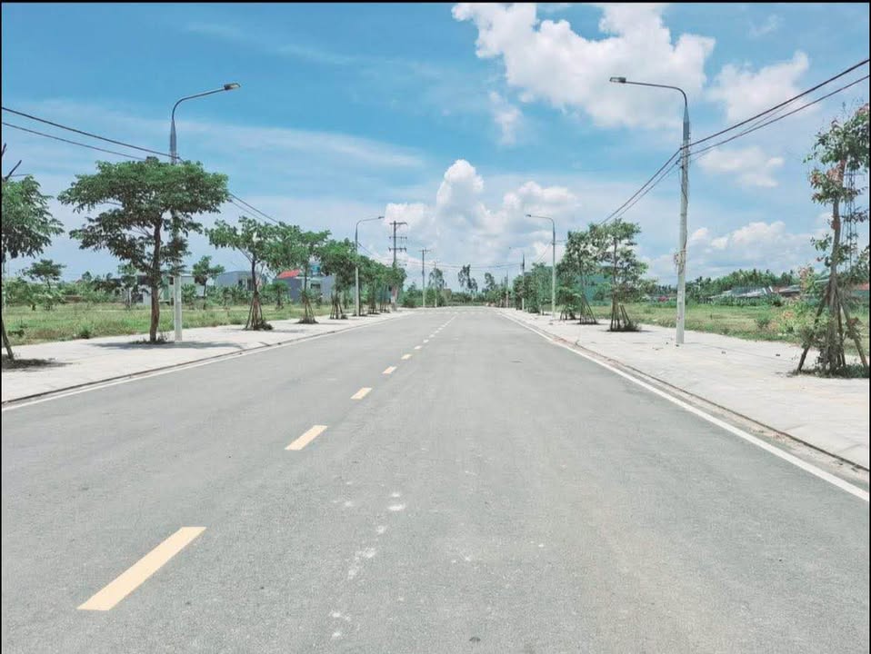 Đất nền 100m² đường 27m, phường Hòa Thuận, Tam Kỳ - Giá chỉ 2 tỷ!