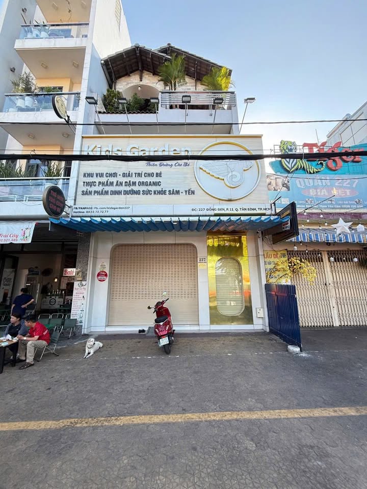 Nhà phố mặt tiền Đồng Đen Tân Bình 226m² giá 42 tỷ - Đầu tư sinh lời ngay!