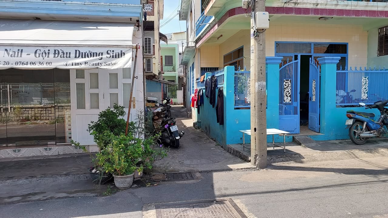 Đất thổ cư 70m² tại Đội Cung, Phan Thiết - Giá chỉ 700 triệu, sổ đỏ chính chủ!