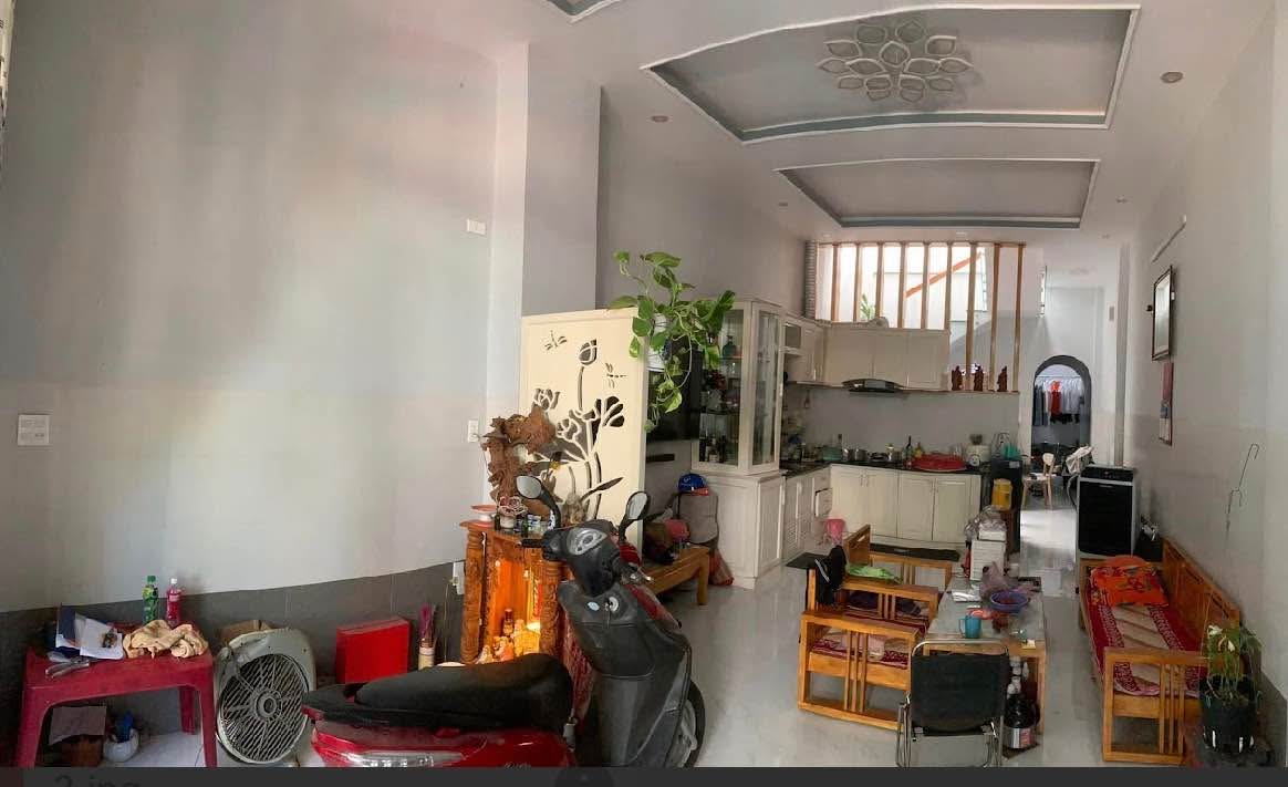 Nhà mặt tiền Tô Hiệu, Quang Trung, Quy Nhơn 61m² giá 3.9 tỷ - Sổ đỏ chính chủ, thương lượng ngay!