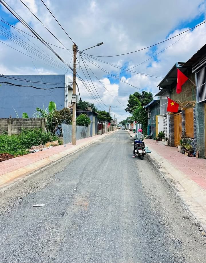 Đất mặt tiền hẻm 25 Mai Thị Lựu, Phường Ea Kao, 192m² giá 3.6 tỷ - Đầu tư sinh lời!