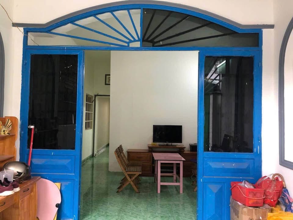 Nhà cho thuê phường Đông Hòa, Dĩ An 76m² giá 4.5 triệu - Sân để xe rộng rãi!