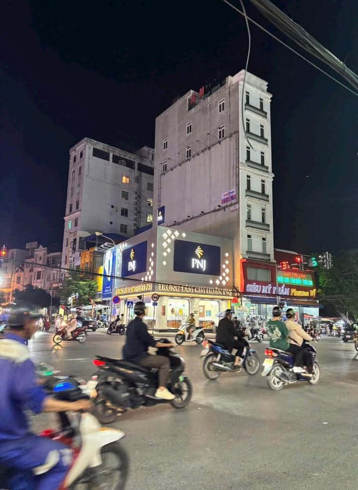 FrontHouse Lê Chân 150m² giá thỏa thuận - Căn góc siêu VIP mặt đường Trần Nguyên Hãn!