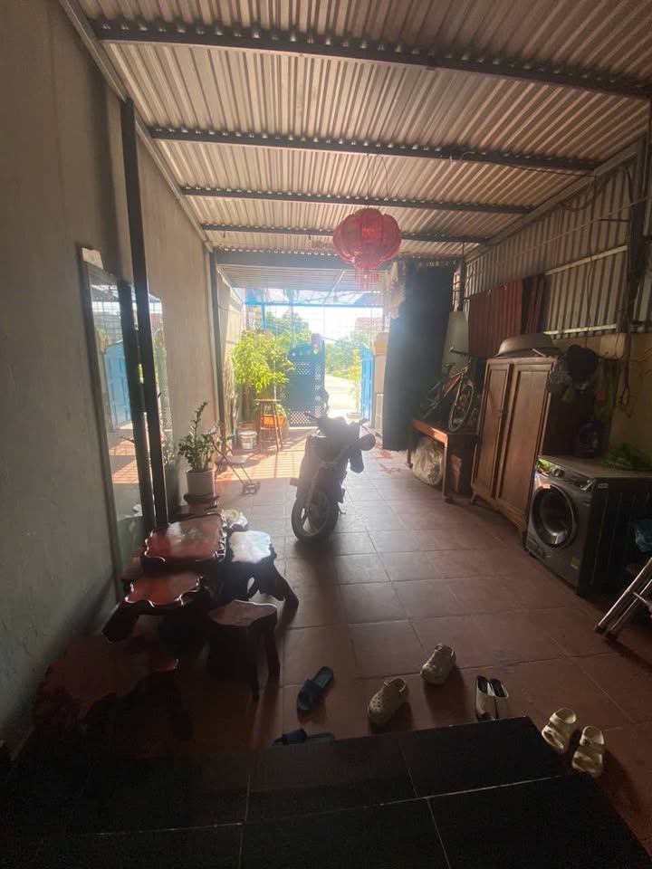 Nhà 1 tầng Hoàng Mai, 100m² giá 5 tỷ - Thiết kế tiện nghi, ô tô đỗ cửa!