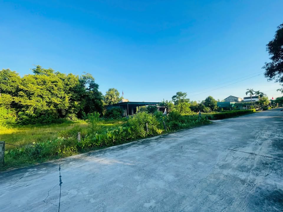 Đất nền Thạch Thắng, Thạch Hà 201m² giá 1 tỷ - Đường rộng 8m, tiện ích đầy đủ!