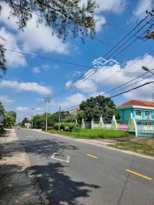 Đất thổ cư mặt tiền Bùi Thị Điệt, Nhuận Đức, Củ Chi 543m² giá 5.8 tỷ - Cơ hội đầu tư tuyệt vời!