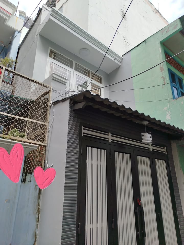 Nhà 2 tầng P3 Quận 8 38m² giá 4 tỷ - Hẻm xe hơi thông thoáng!
