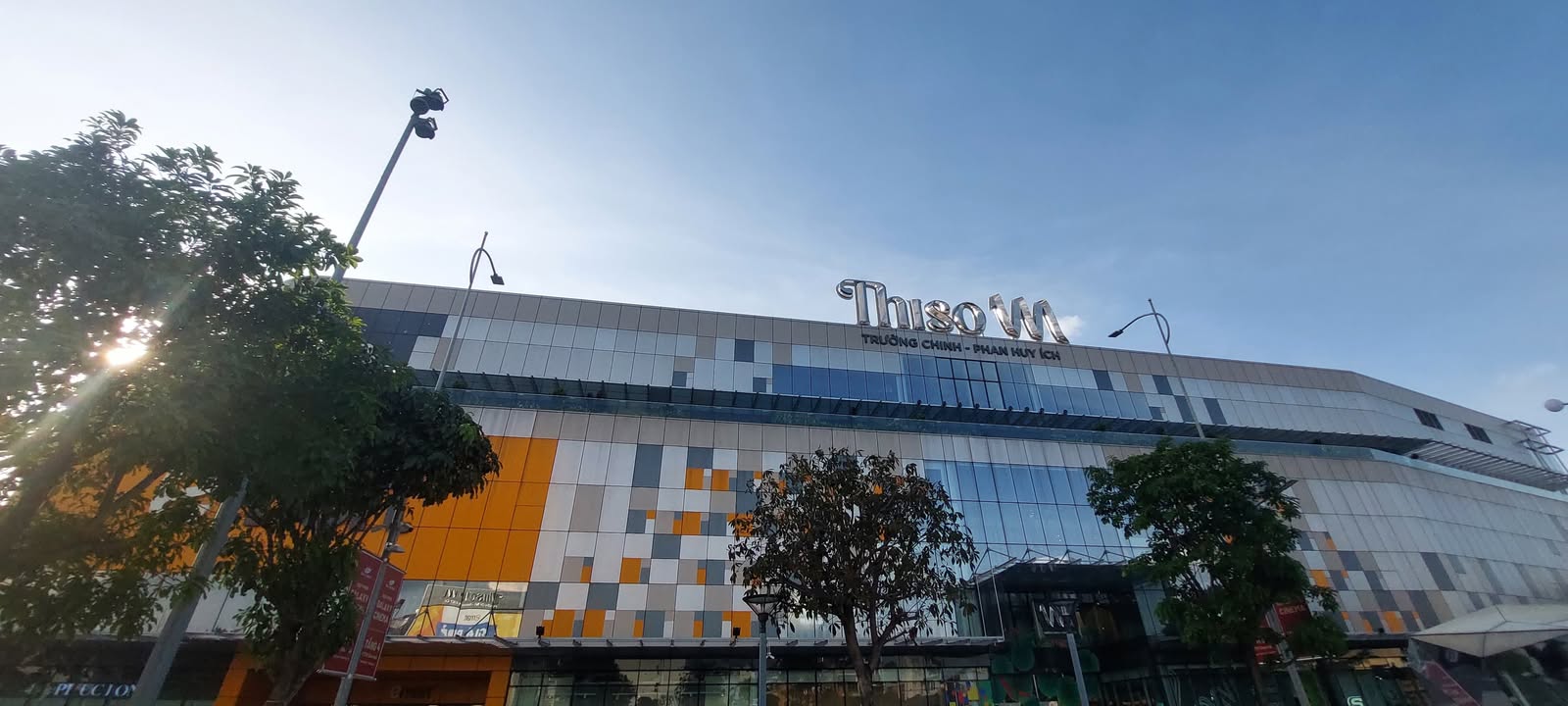 Nhà mặt tiền đường 45 Gò Vấp 98.9m² giá 13.5 tỷ - Đối diện siêu thị Emart